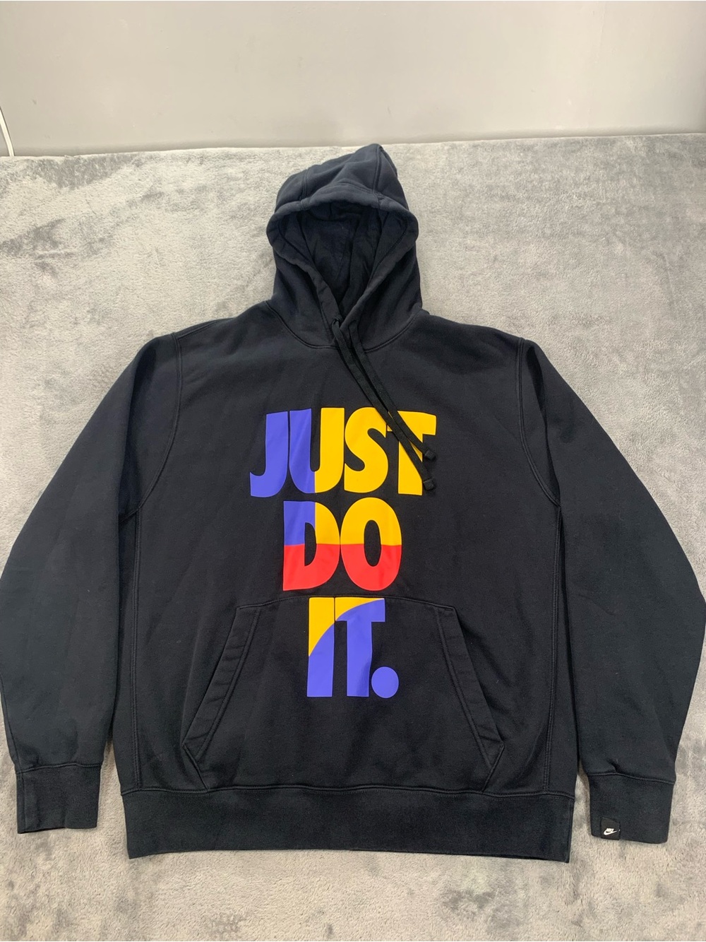 Nike Black Crewneck Hoodie with Multicolor "JUST DO IT." Graphics size Xlarge